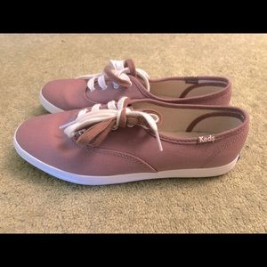 Women’s size 7 Keds shoes - never worn